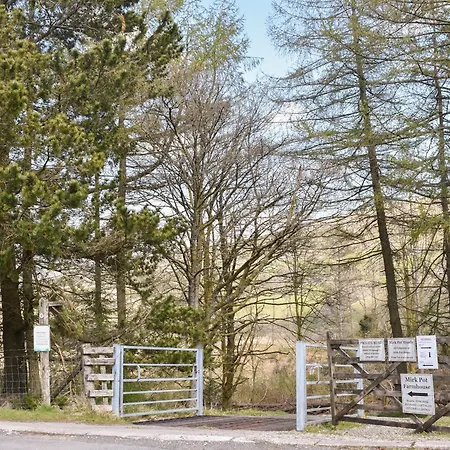Red Squirrel Haven Holiday home Hawes